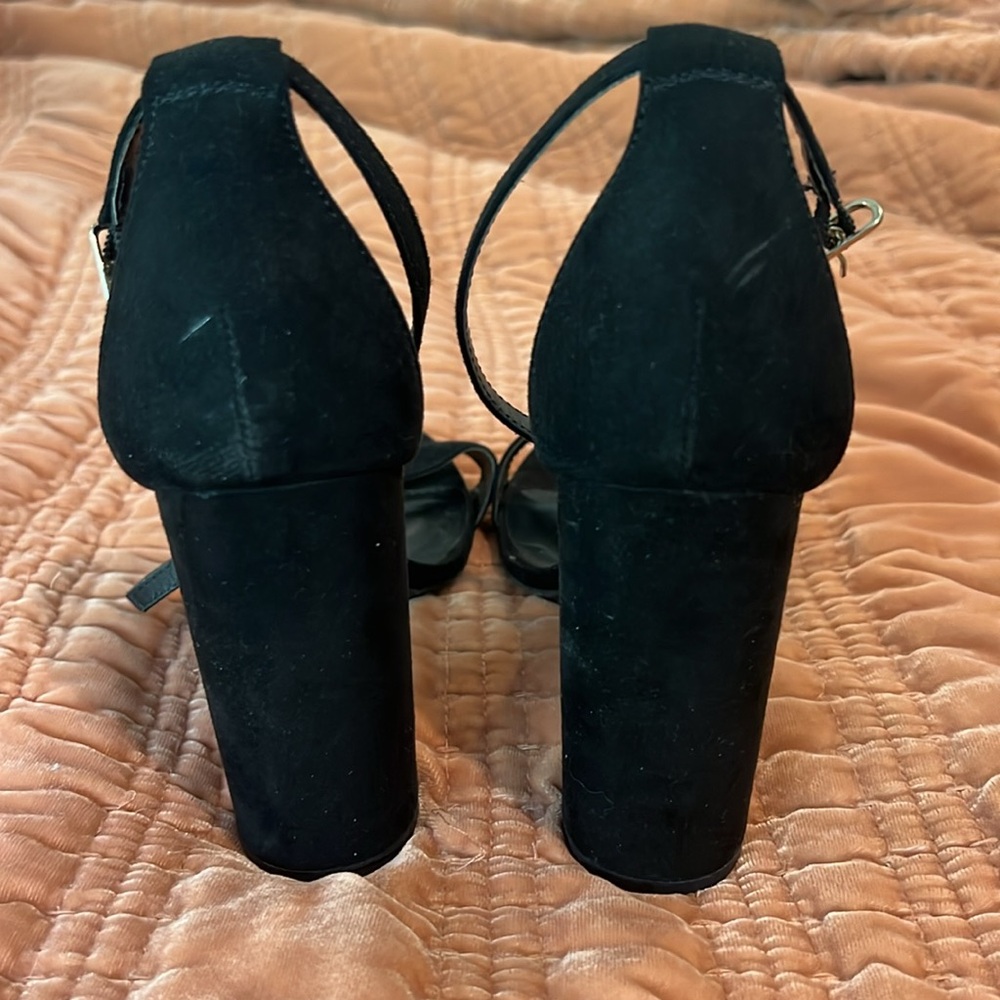 Lulus chunky strap heel - Picture 3 of 5